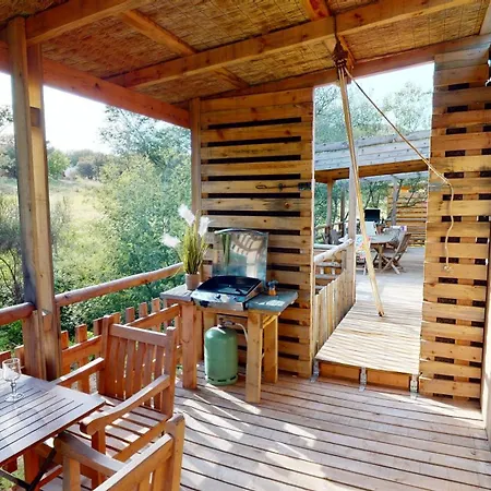 Au Paradis Des Campeurs مكان تخييم لي إيسامبر