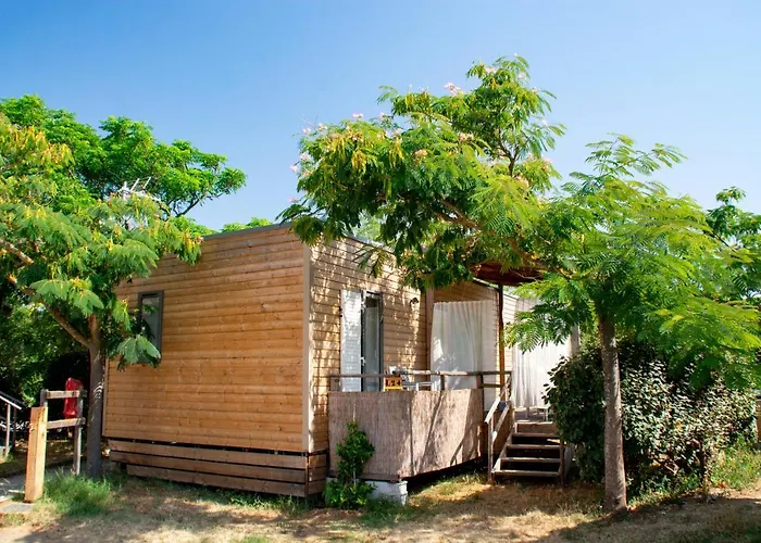 Au Paradis Des Campeurs 4*
