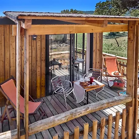 Au Paradis Des Campeurs 4*