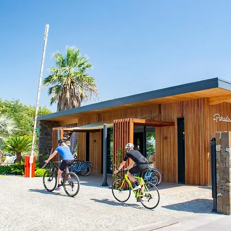 Au Paradis Des Campeurs Parque de Campismo