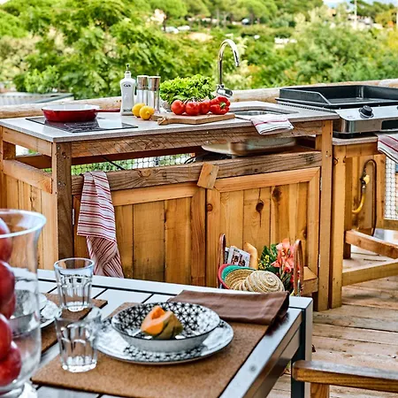 Au Paradis Des Campeurs Campsite 4*
